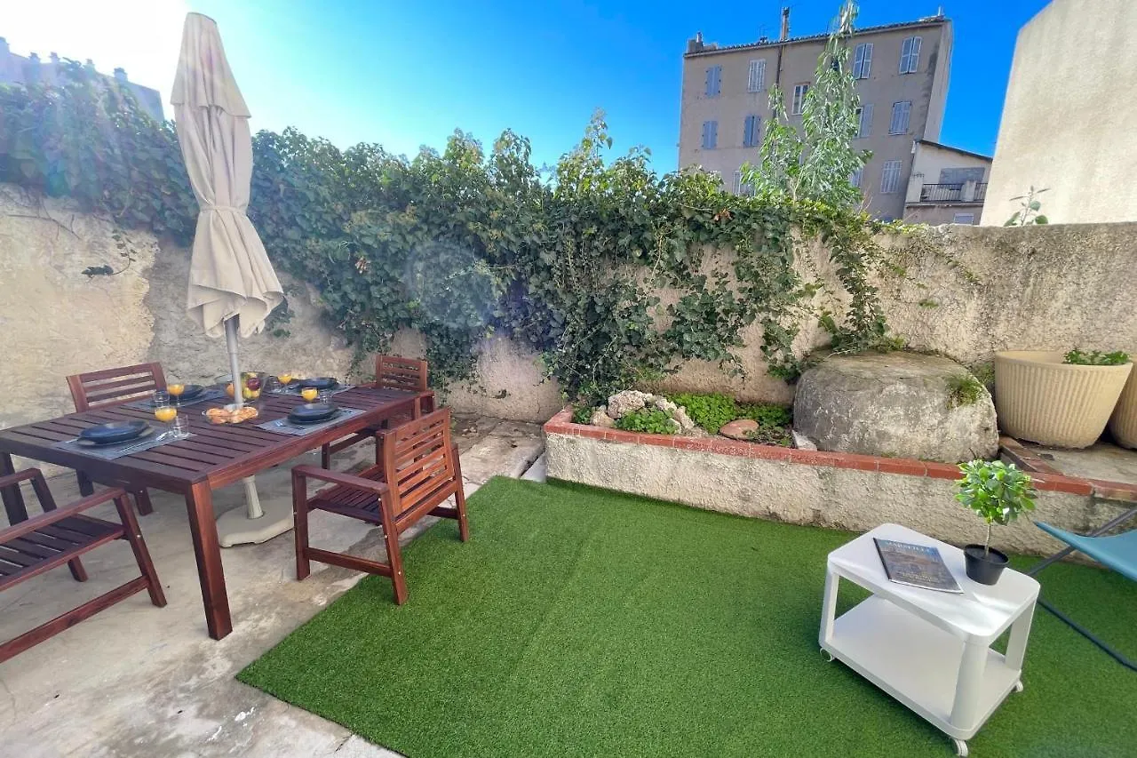 Le Grand Bleu Terrasseclimwifinetflix Proche Gare-Centre Apartment Marseille 0*,  France