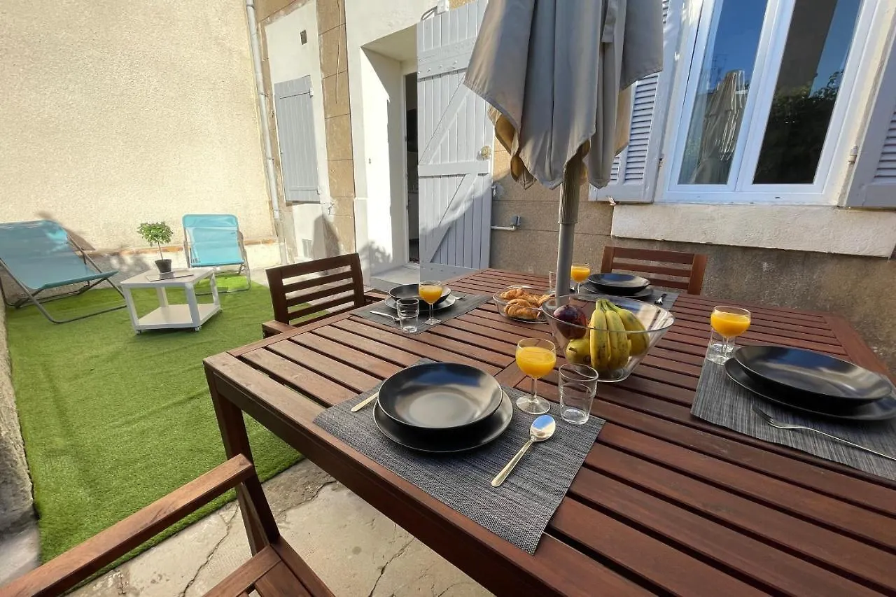 Le Grand Bleu Terrasseclimwifinetflix Proche Gare-Centre Apartment Marseille